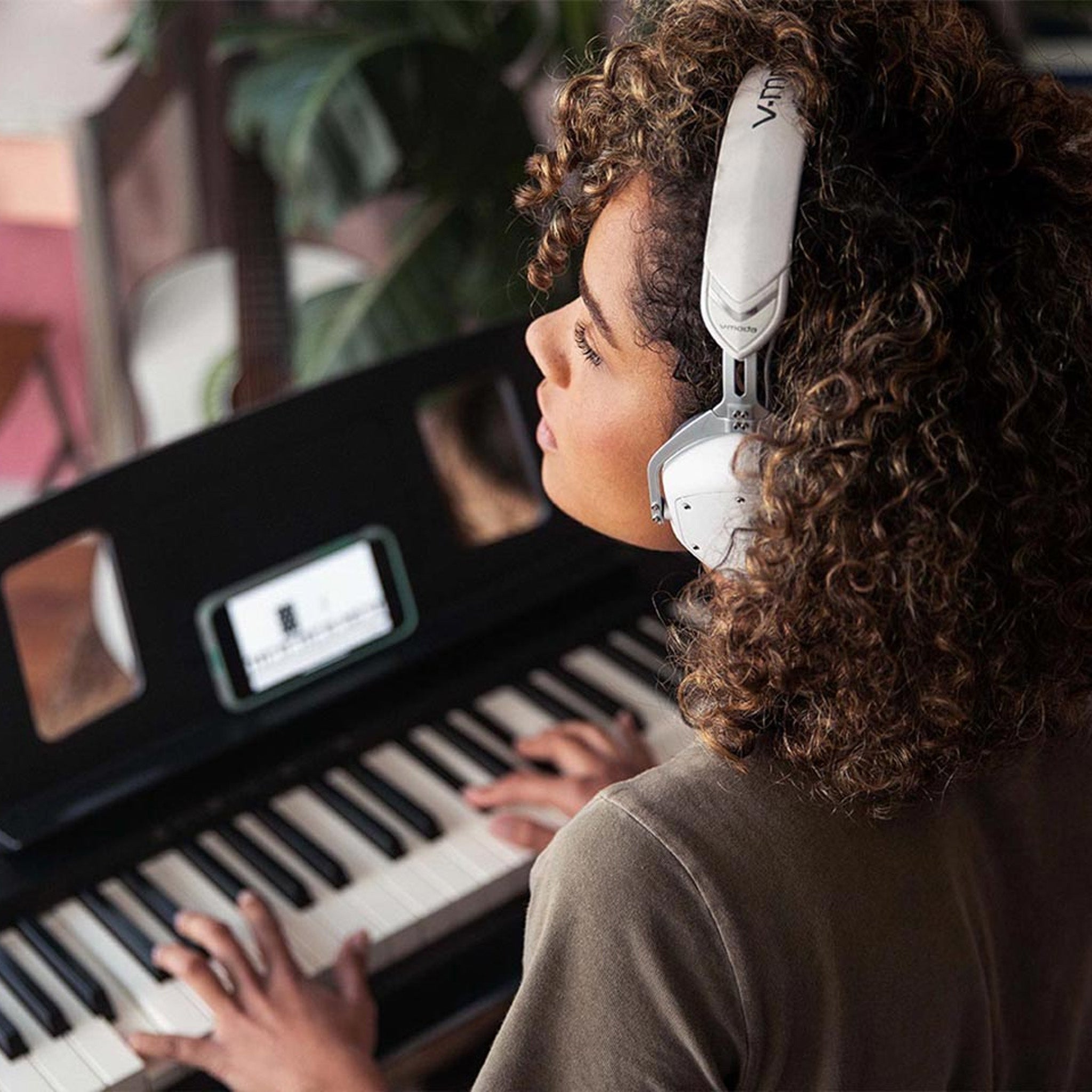 FP-10-BK - Roland FP-10 portable digital piano A1