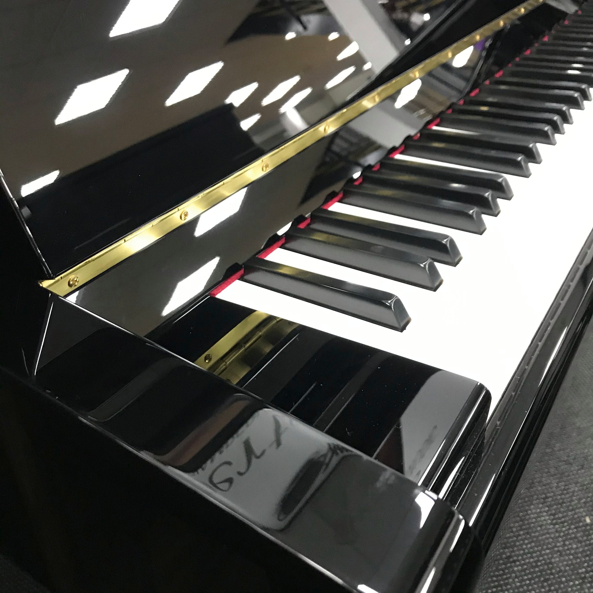B2E-PE - Yamaha b2 upright piano Polished Ebony / A1