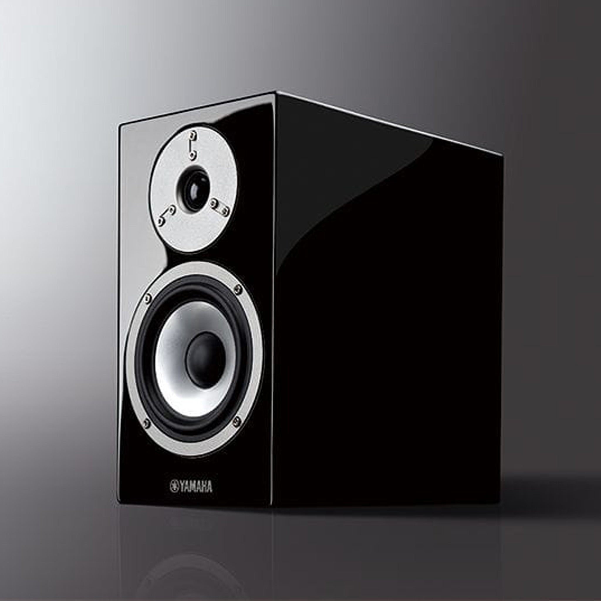 Yamaha NS-BP401 bookshelf speakers pair | Chamberlain Music