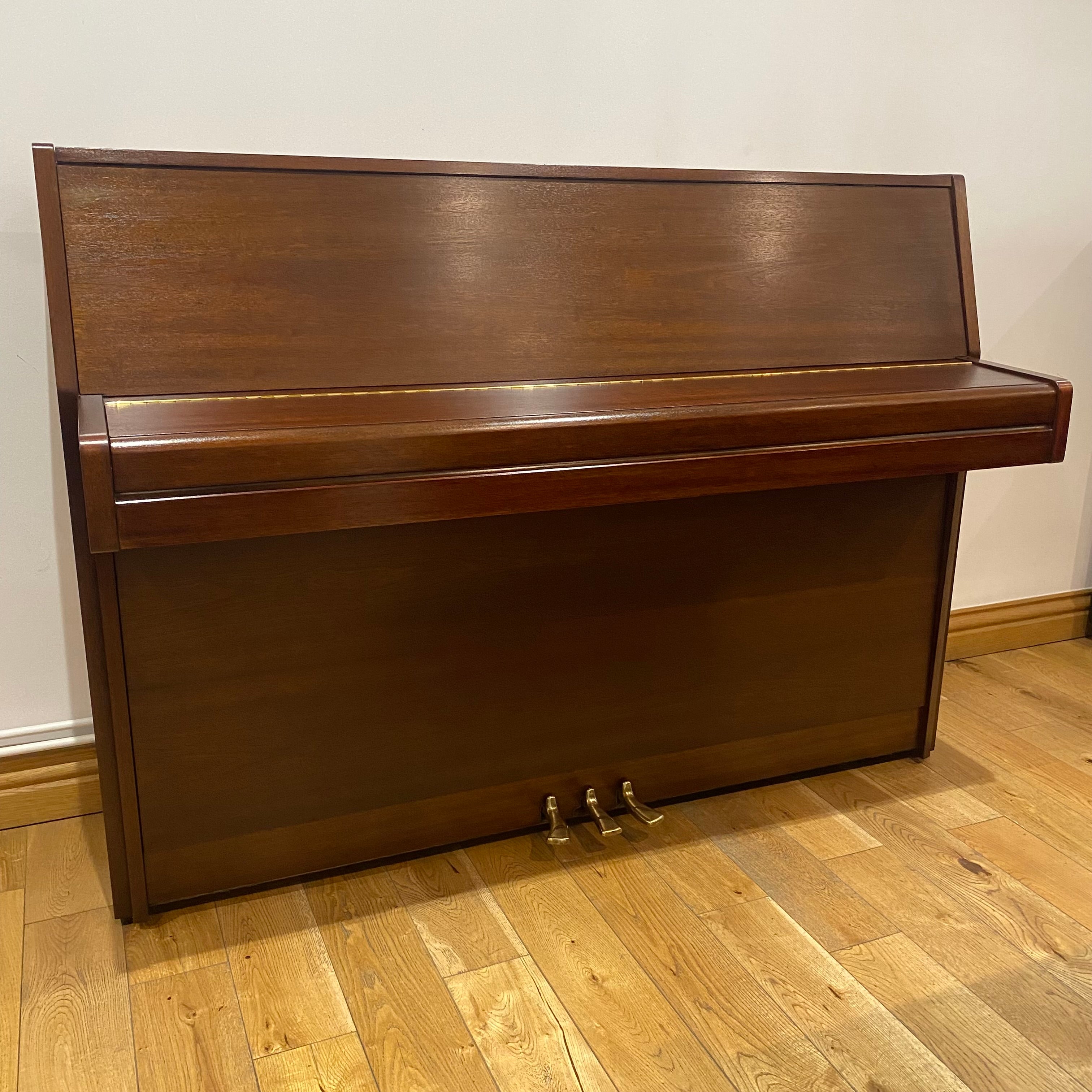 IK-2ND9852 - Pre-owned Yamaha M108 upright piano in satin mahogany, c.1991 A1