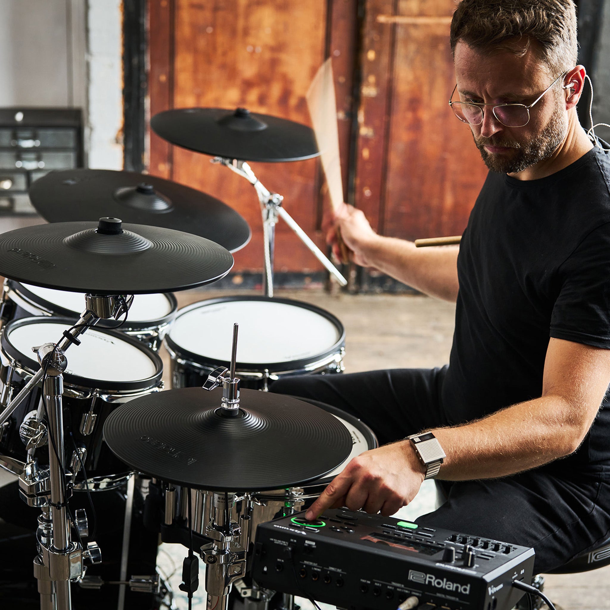 Roland VAD516 V-Drums Acoustic Design electronic drum kit