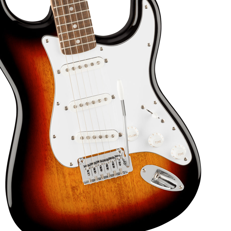 037-8000-500 - Fender Squier Affinity Series Stratocaster electric guitar 3-Colour Sunburst