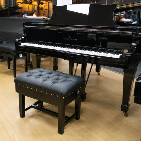 BC46-BS-BKL - Hidrau BC46 'London' concert piano stool Black satin, black leather