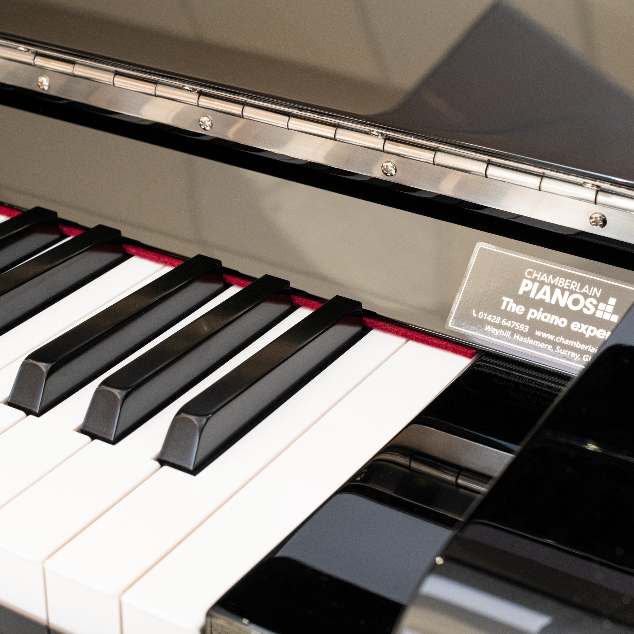 P121MSH3-PE - Yamaha P121 SH3 Silent upright piano A1